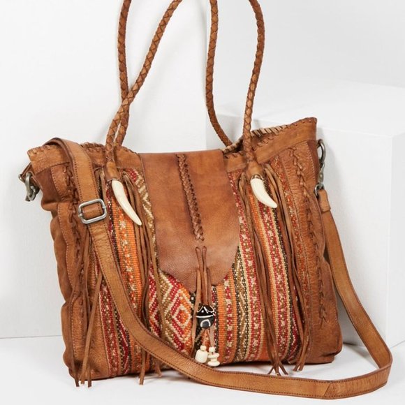 Free People Handbags - Free People Canyonland leather boho festival handbag purse